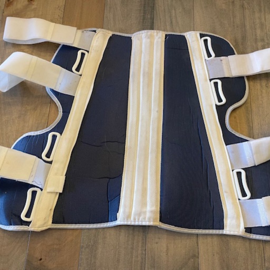Knee Immobilizer  Brace 18 Long With Adjustable Straps Lightweight
